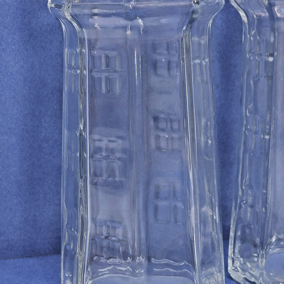 Vintage RED LOBSTER Tall/7.5" Collector's Lighthouse Drink‎ Glasses - Set of 2 - Picture 2 of 5